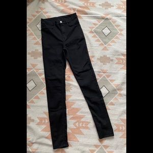 Black high waisted skinny jeans